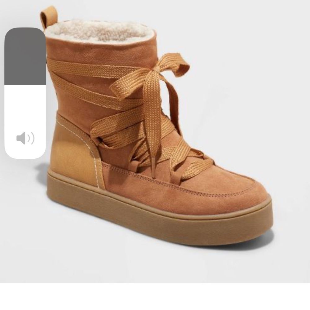 Birgitte Winter Boots - Universal Thread NWT